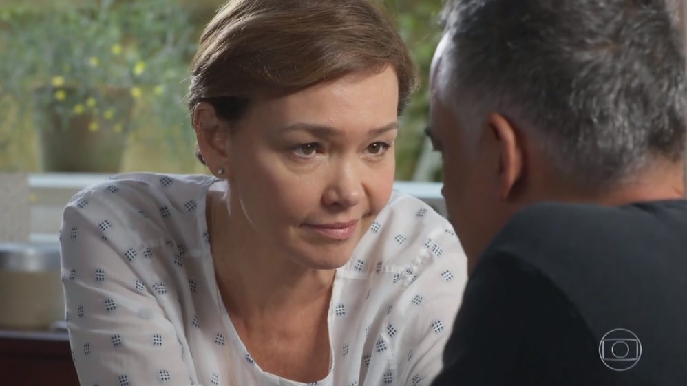 Ana (Julia Lemmertz) e Flávio (Ângelo Antônio) em Espelho da Vida