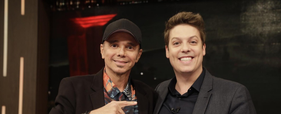 Cantor Netinho participa do Programa do Porchat