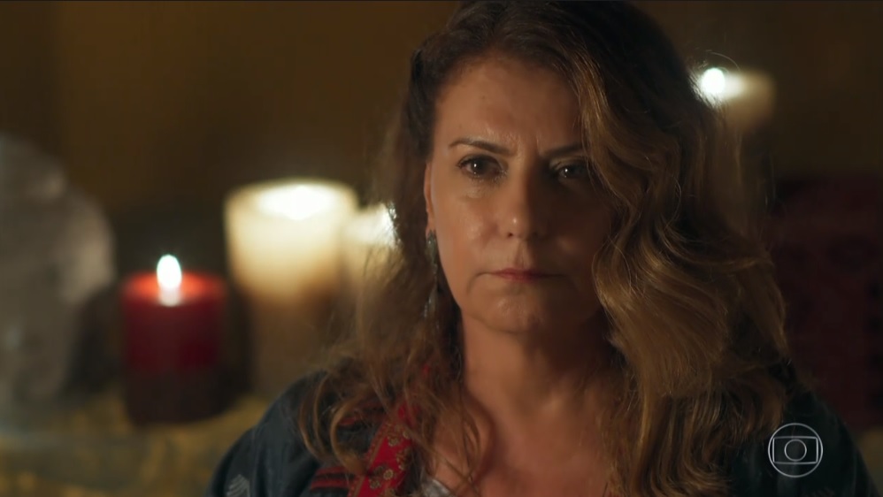 Edméia (Patrycia Travassos) em Espelho da Vida