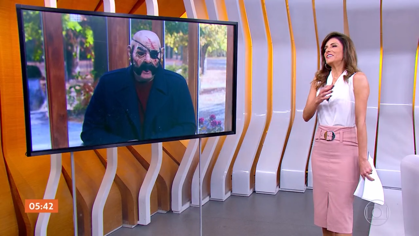 Monalisa Perrone levou susto no Hora 1
