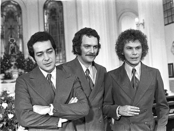 Gracindo Júnior, José Augusto Branco e José Wilker em Os Ossos do Barão (CEDOC/TV Globo)