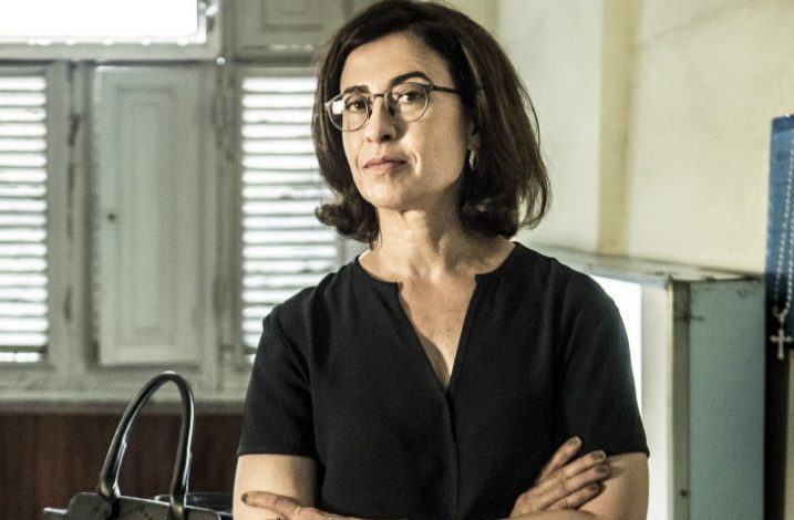Renata (Fernanda Torres) em Sob Pressão