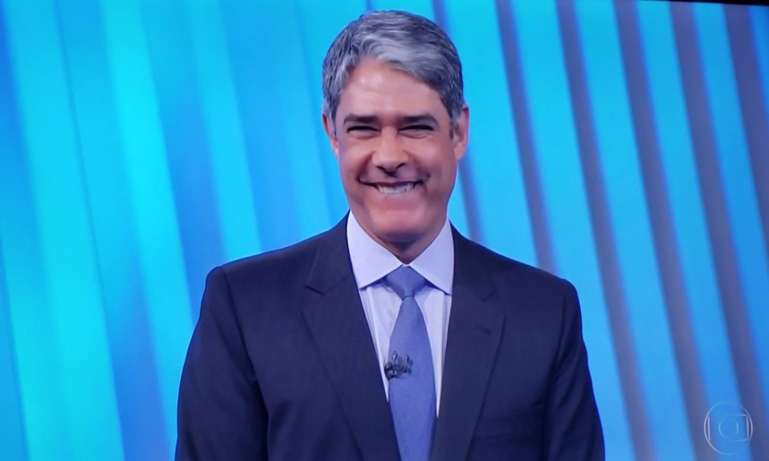 William Bonner na Globo durante cobertura das eleicoes