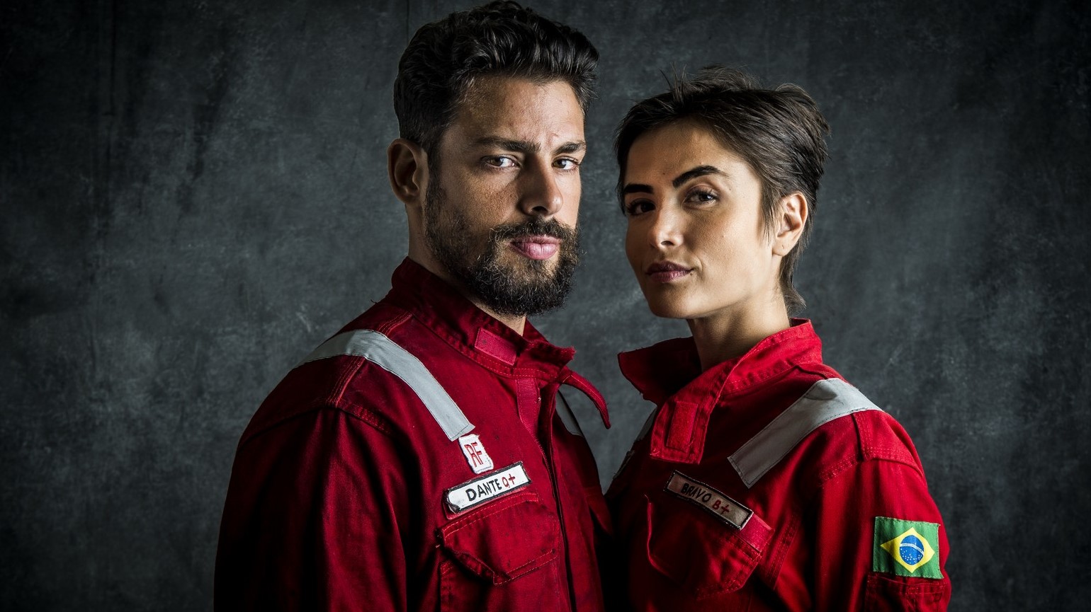 Dante (Cauã Reymond) e Júlia de Ilha de Ferro (Maria Casadevall) (Foto: Raquel Cunha/Globo)