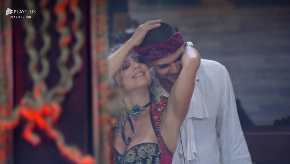 Cátia Paganote e Caique Aguiar