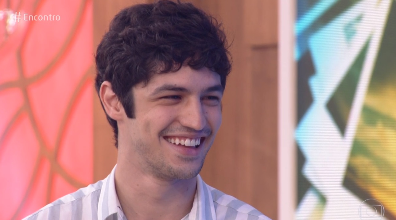 Gabriel Leone no Encontro