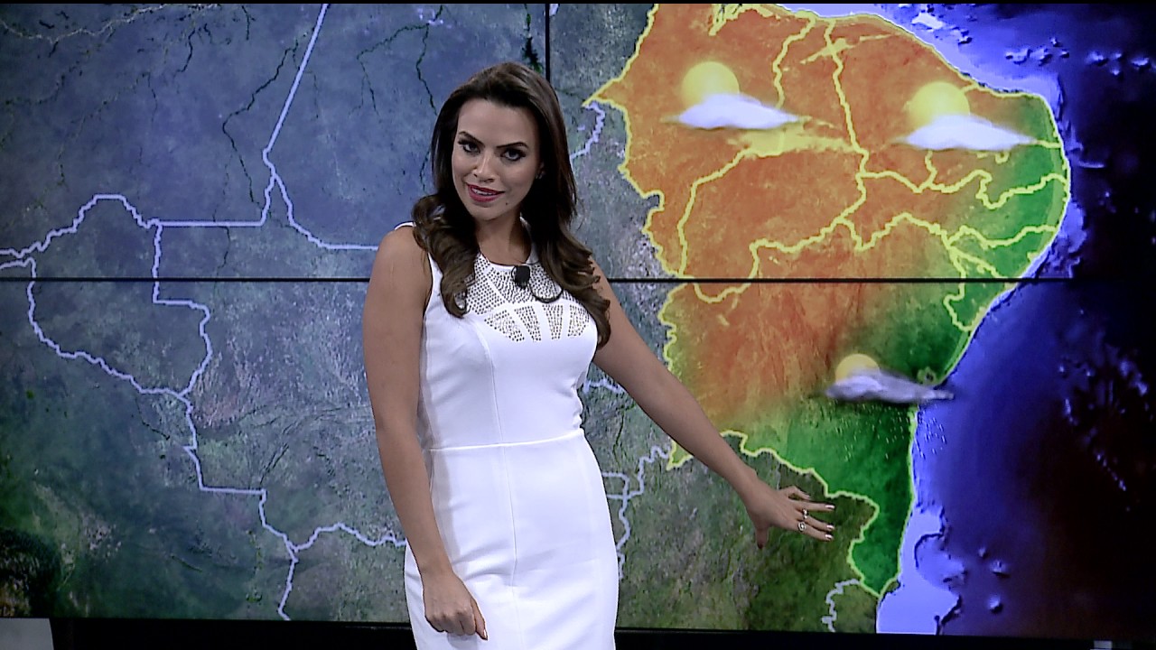 Gabi di França apresenta a previsão do tempo na RedeTV! (Reprodução: RedeTV)