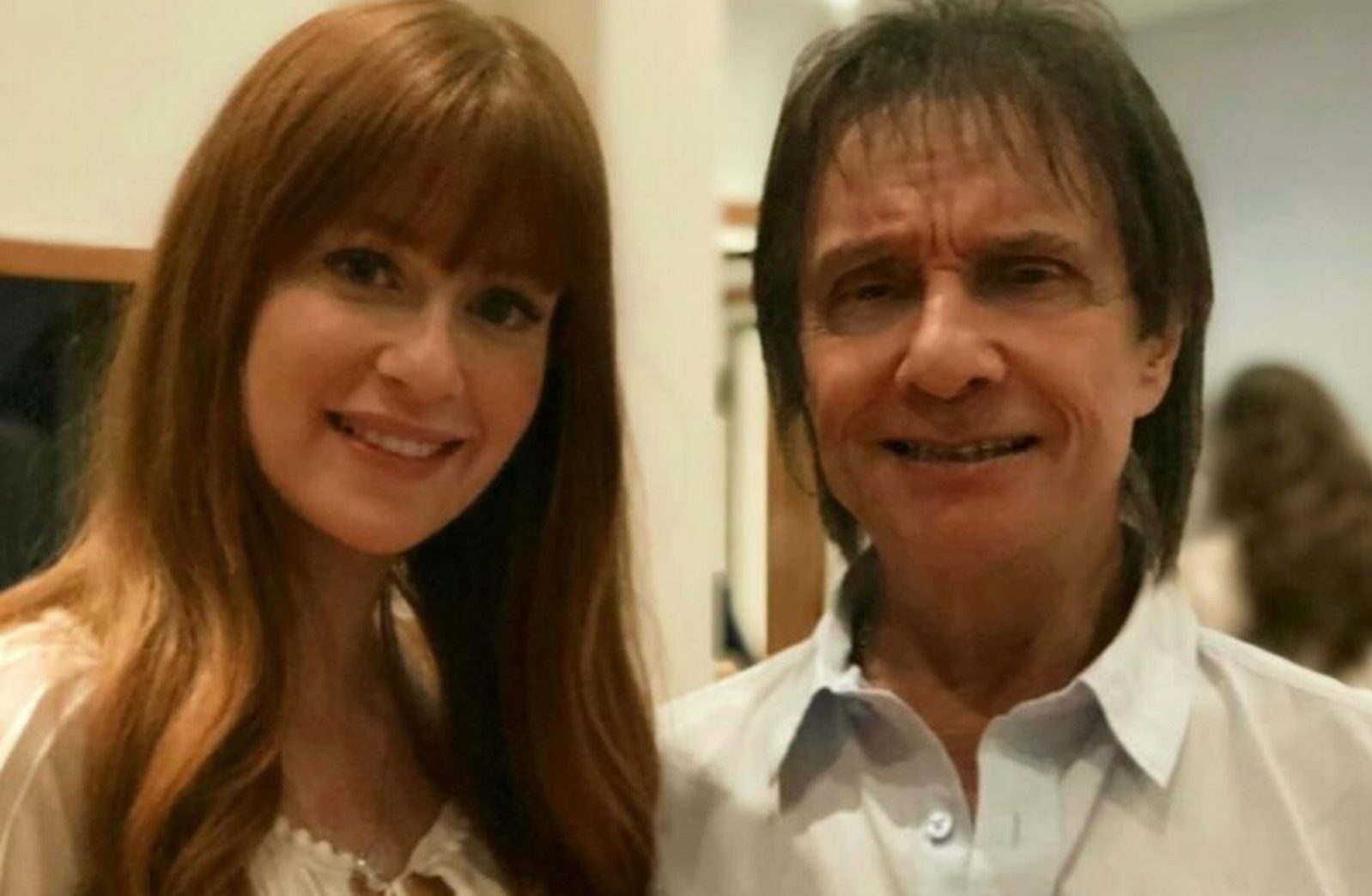 Marina Ruy Barbosa ensaia com Roberto Carlos — Foto: Divulgação TV Globo