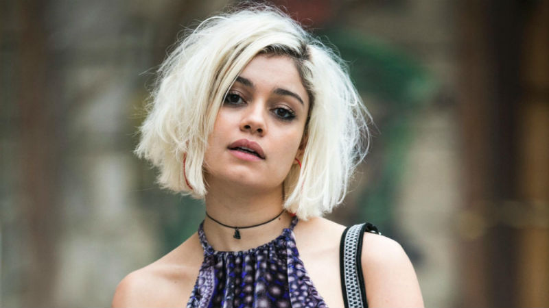 Sophie vive Leona em Ilha de Ferro