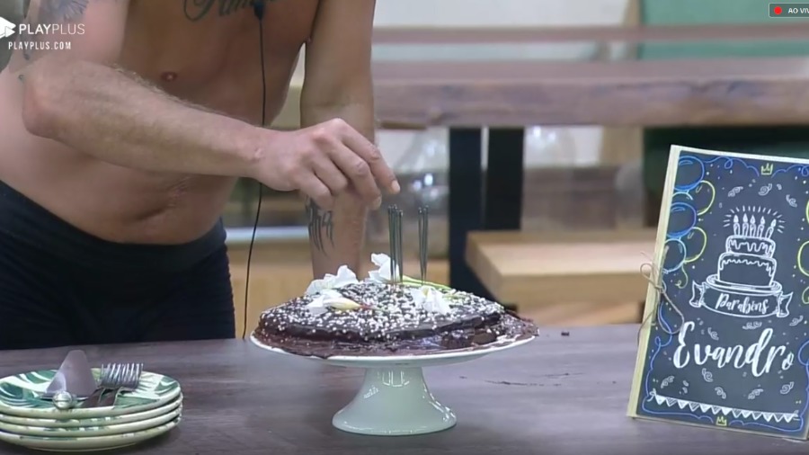 Bolo de Evandro Santo