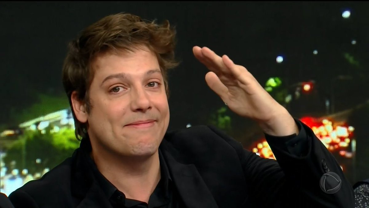 Fabio Porchat durante programa na Record TV