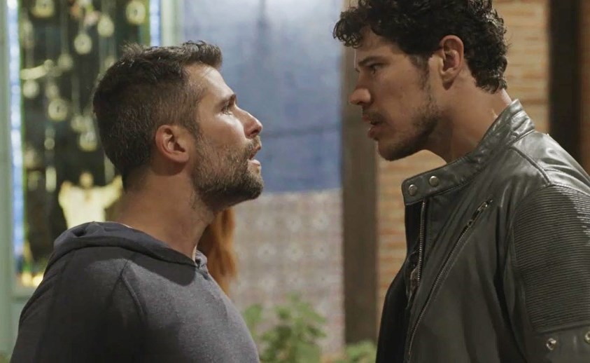 Gabriel (Bruno Gagliasso) e Junior (Jose Loreto) de O Setimo Guardiao