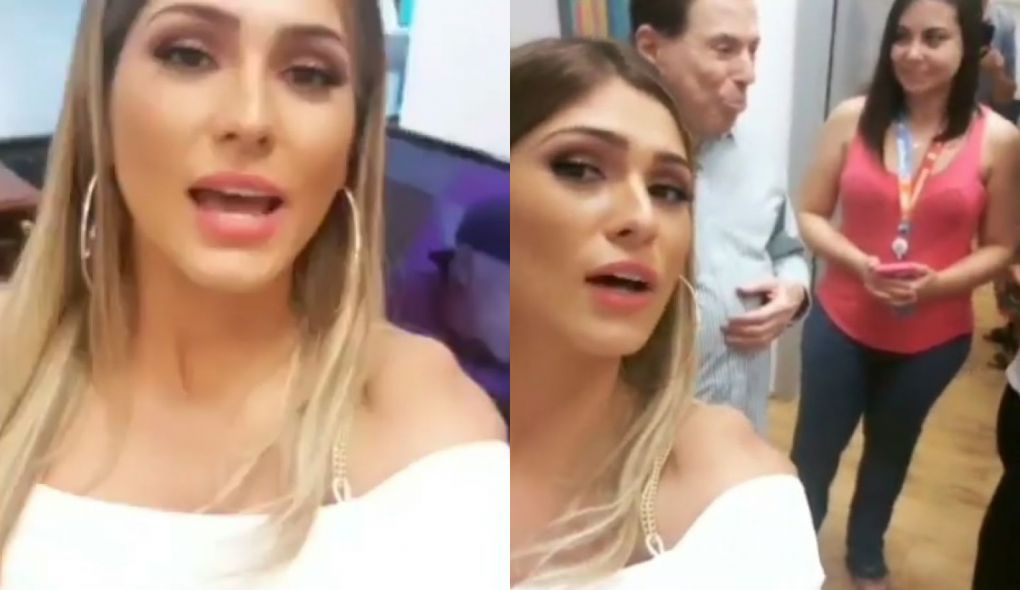 Livia Andrade com Silvio Santos e funcionarias do SBT