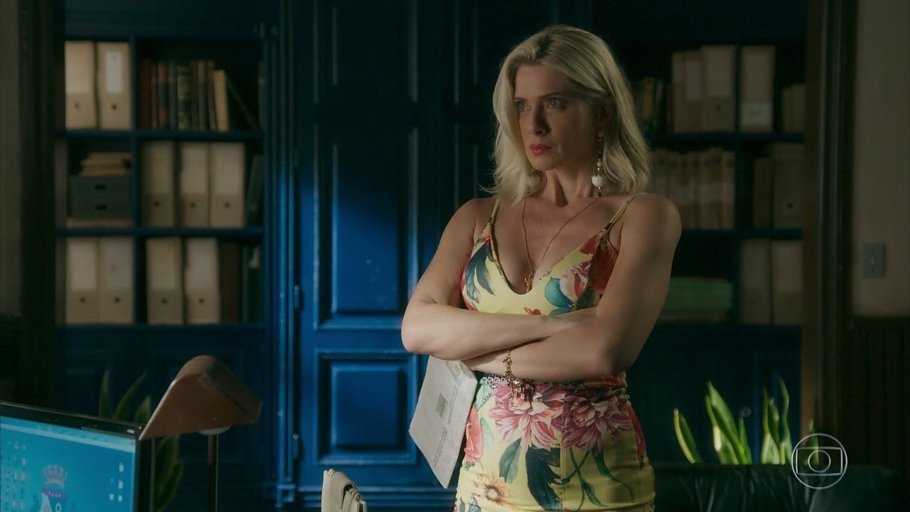 Marilda (Letícia Spiller) em O Sétimo Guardião