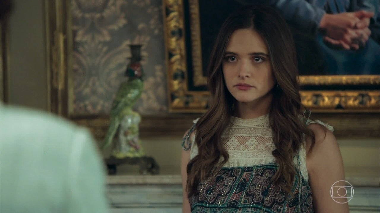 Marocas (Juliana Paiva) em O Tempo Não Para