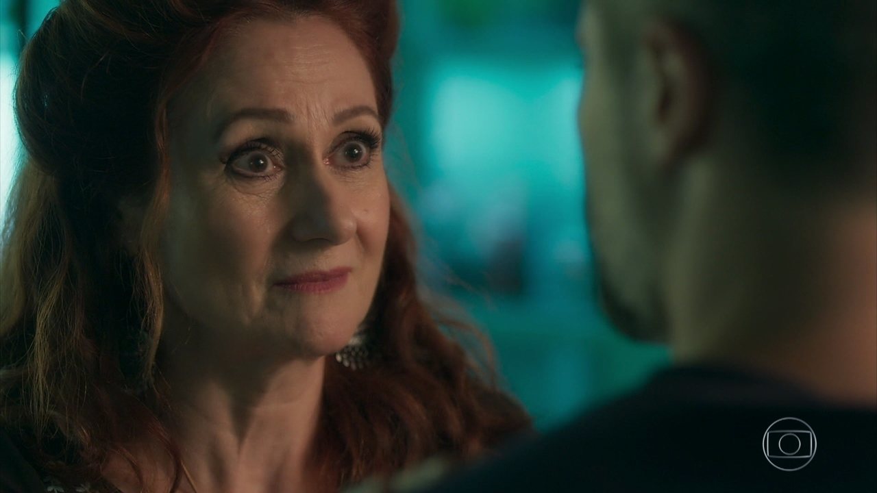 Milu (Zezé Polessa), de O Sétimo Guardião, na Globo