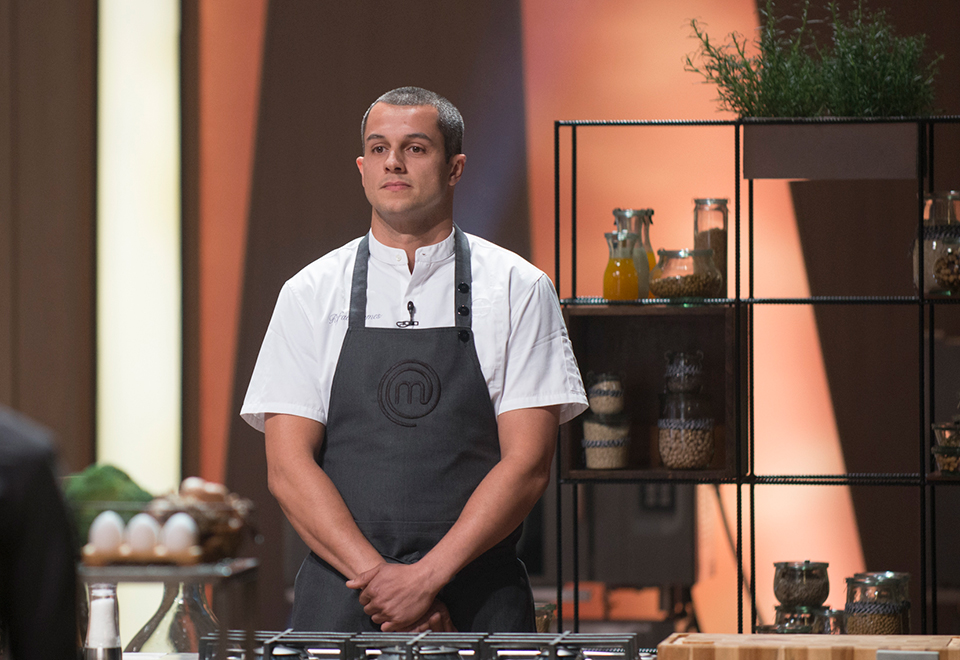Rafael Gomes é o campeão do MasterChef Profissionais 2018