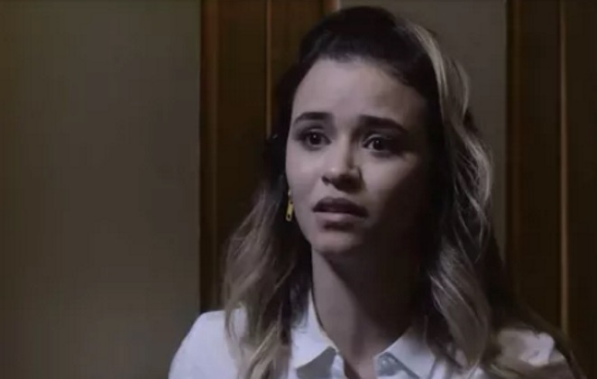 Vera Lúcia (Talita Younan) em O Tempo Não Para