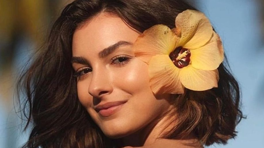 Marina Moschen é Larissa em Verão 90