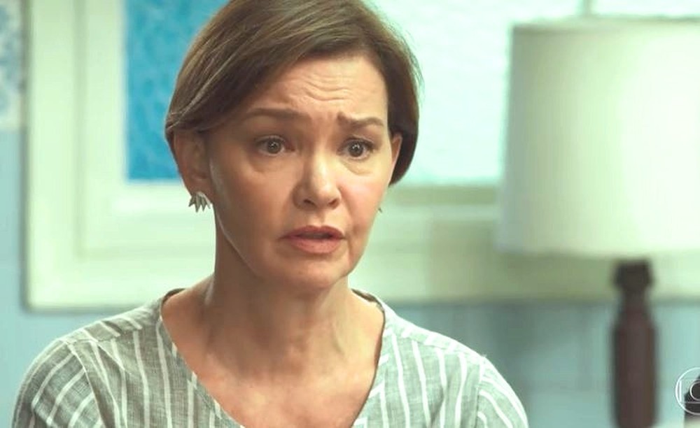 Ana (Julia Lemmertz) de Espelho da Vida