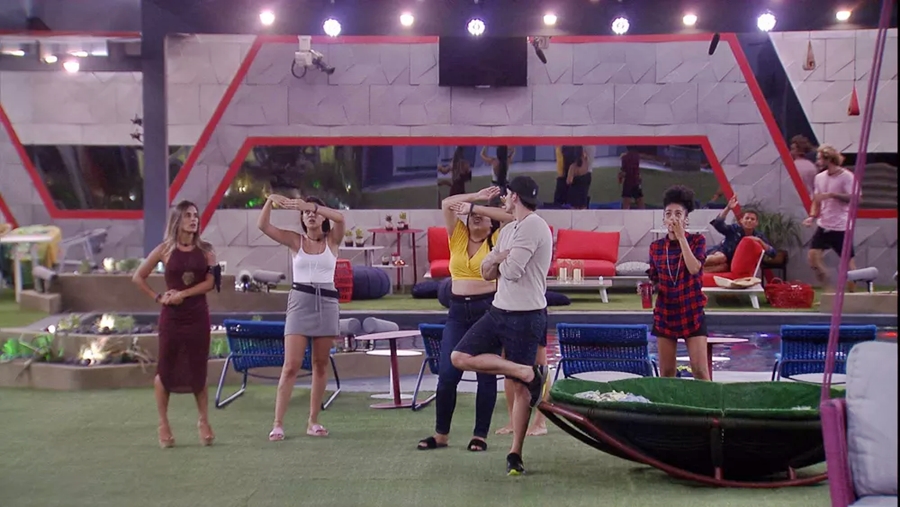 Brothers veem balão no céu BBB19