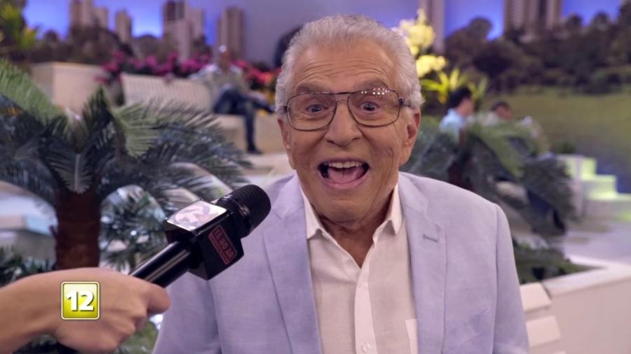 Carlos Alberto durante comercial do Tá no Ar