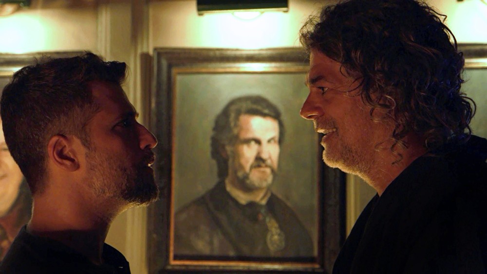Gabriel (Bruno Gagliasso) e Leon (Eduardo Moscovis) de O Setimo Guardiao
