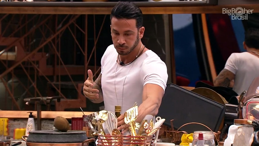 Gustavo BBB19