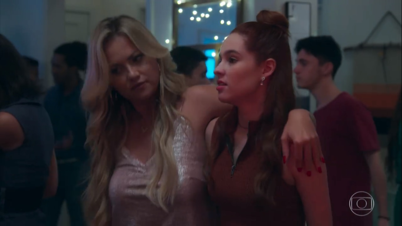 Jaqueline (Ellen Roche) e Fabiana (Giovanna Rangel) de Malhacao - Vidas Brasileiras