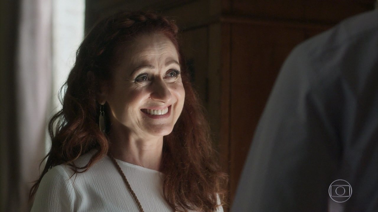 Milu (Zezé Polessa) em O Sétimo Guardião