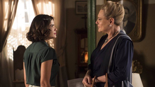 Stella (Vanessa Giacomo) e Mirtes (Elizabeth Savalla) de O Setimo Guardiao