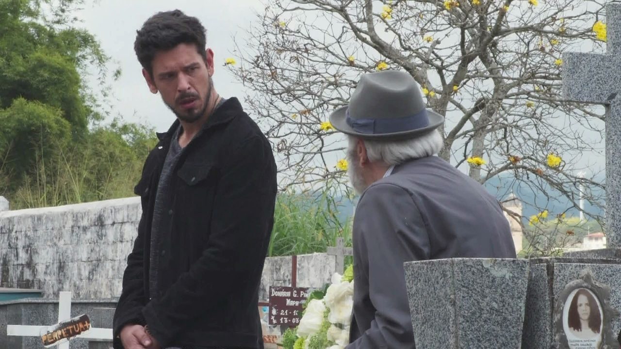 Alain (Joao Vicente de Castro) e Andre (Emiliano Queiroz) de Espelho da Vida