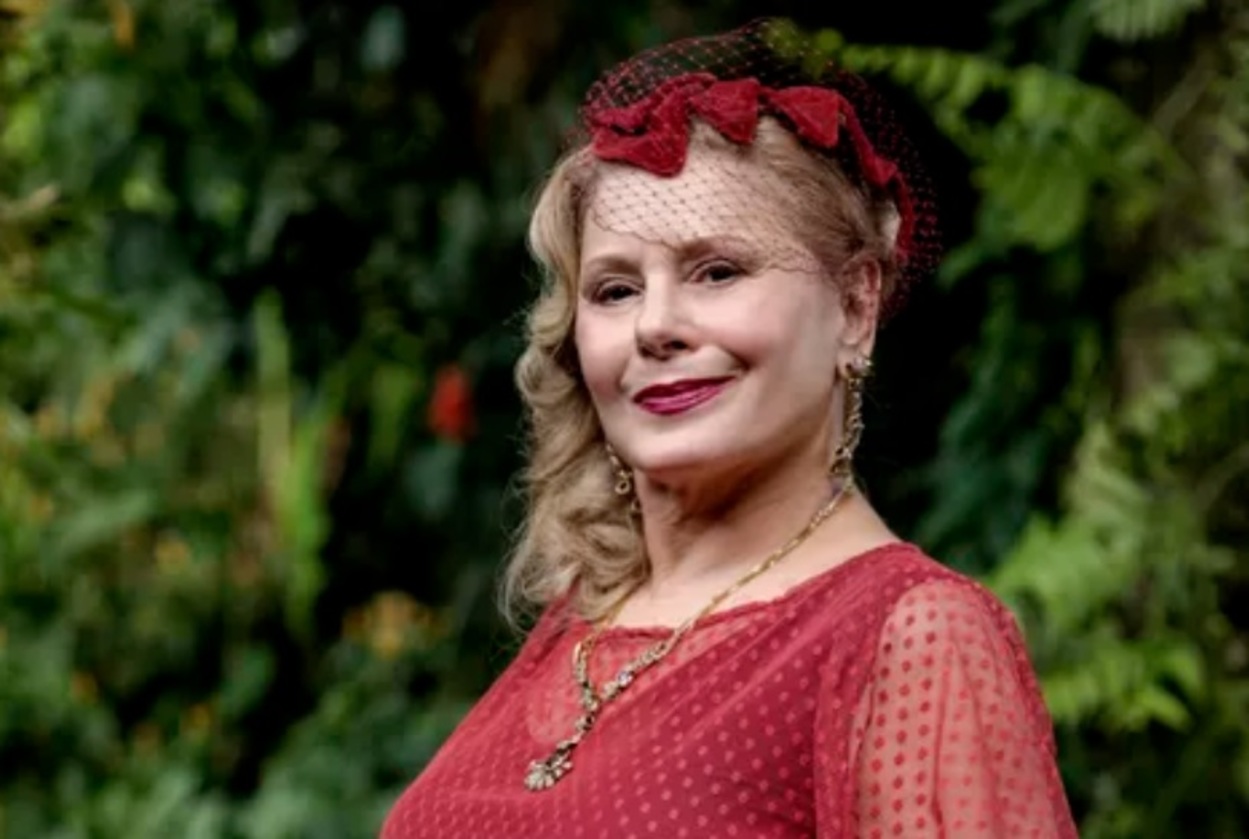 Gertrude (Vera Fischer) de Espelho da Vida