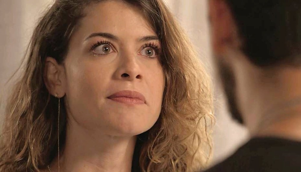 Isabel (Alinne Moraes) de Espelho da Vida