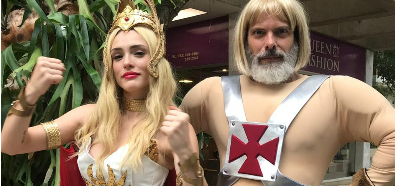 Isabelle se veste de She-Ra e Luiz Henrique de He-Man na novela Verão 90