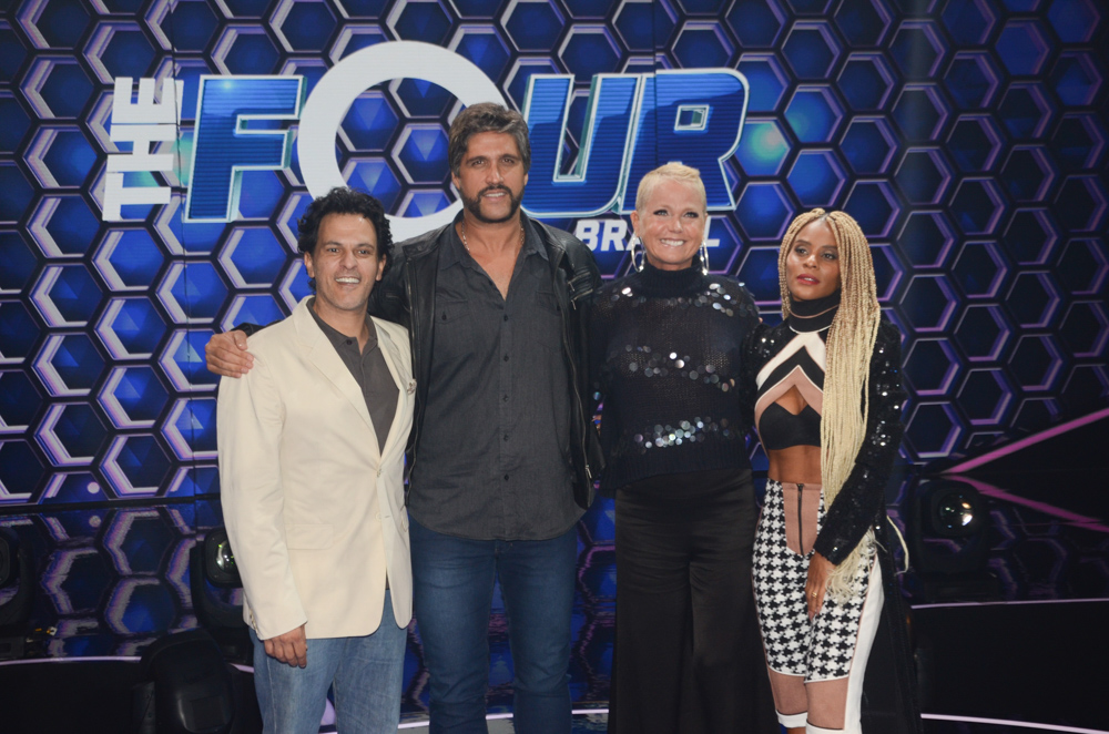 João Marcelo Bôscoli, Leo Chaves, Xuxa Meneghel e Aline Wirley durante coletiva do The Four Brasil