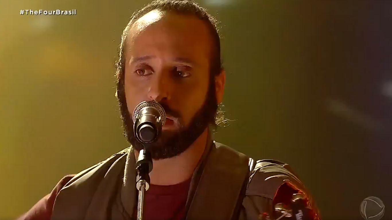 Kacá Novais se destacou cantando clássicos da MPB