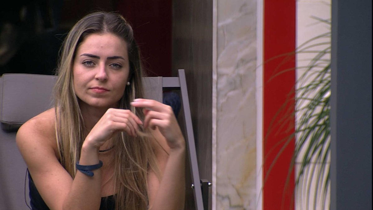 Paula BBB19