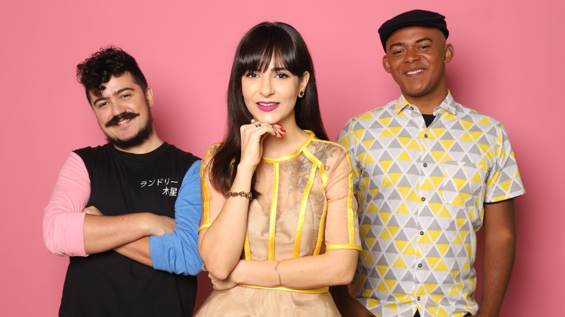 Danielle Noce entre Paulo Cuenca e Michael Levine. Imagem: Tricia Vieira/GNT