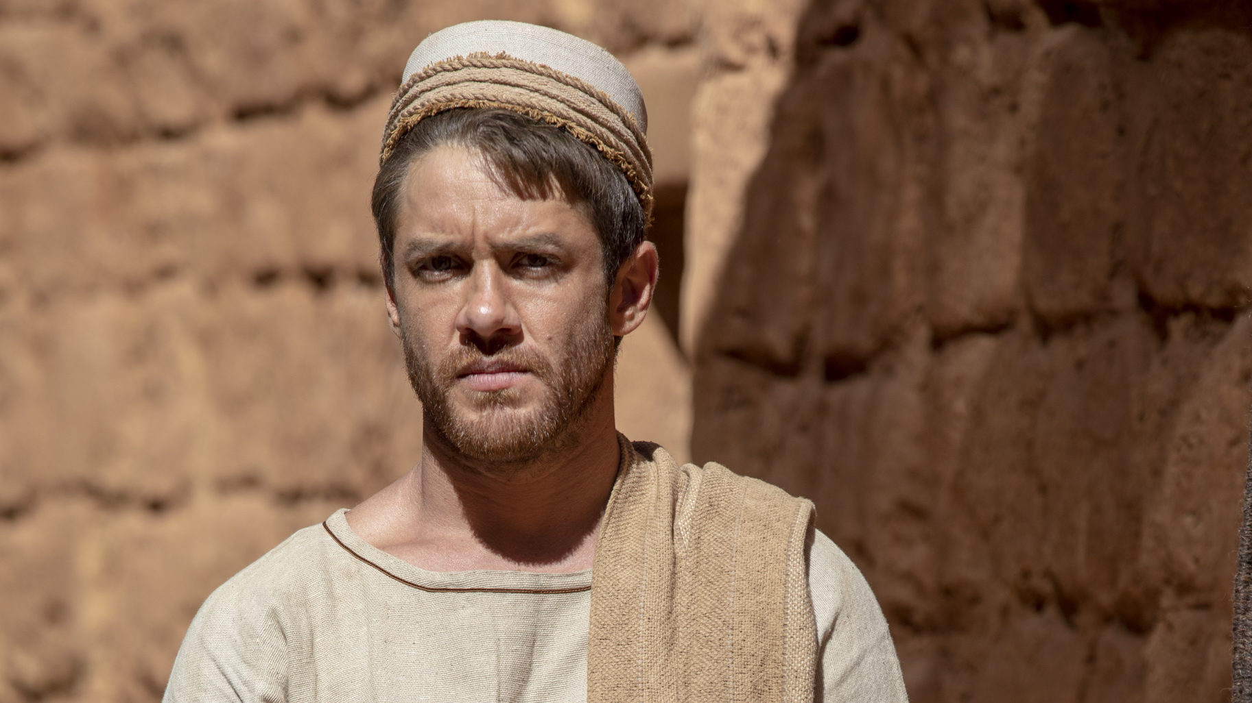 Isaac (Leonardo Miggiorin) em Jezabel