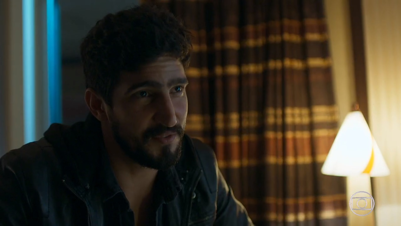 Jamil (Renato Góes) em Órfãos da Terra