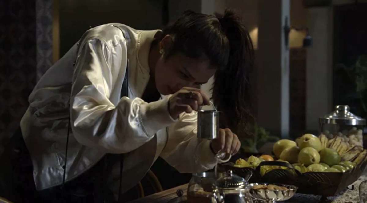 Laura (Yanna Lavigne), de O Sétimo Guardião, na Globo