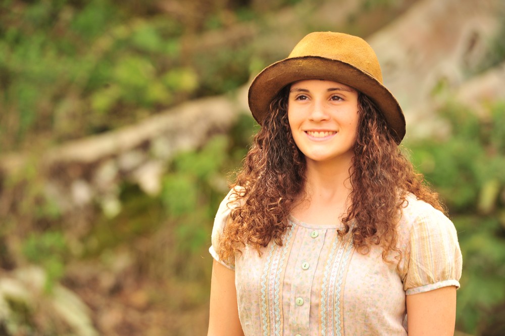 Luisa Périssé na minissérie Dercy de Verdade (Divulgação/TV Globo/João Miguel Júnior)
