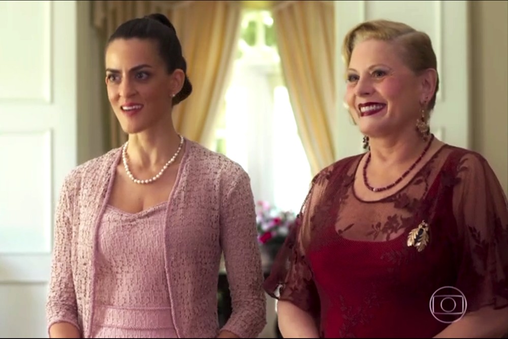 Mimi (Luciana Paes) e Gertrude (Vera Fischer) em Espelho da Vida