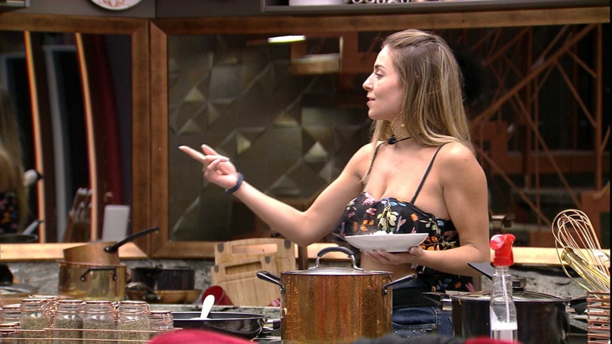 Paula BBB19