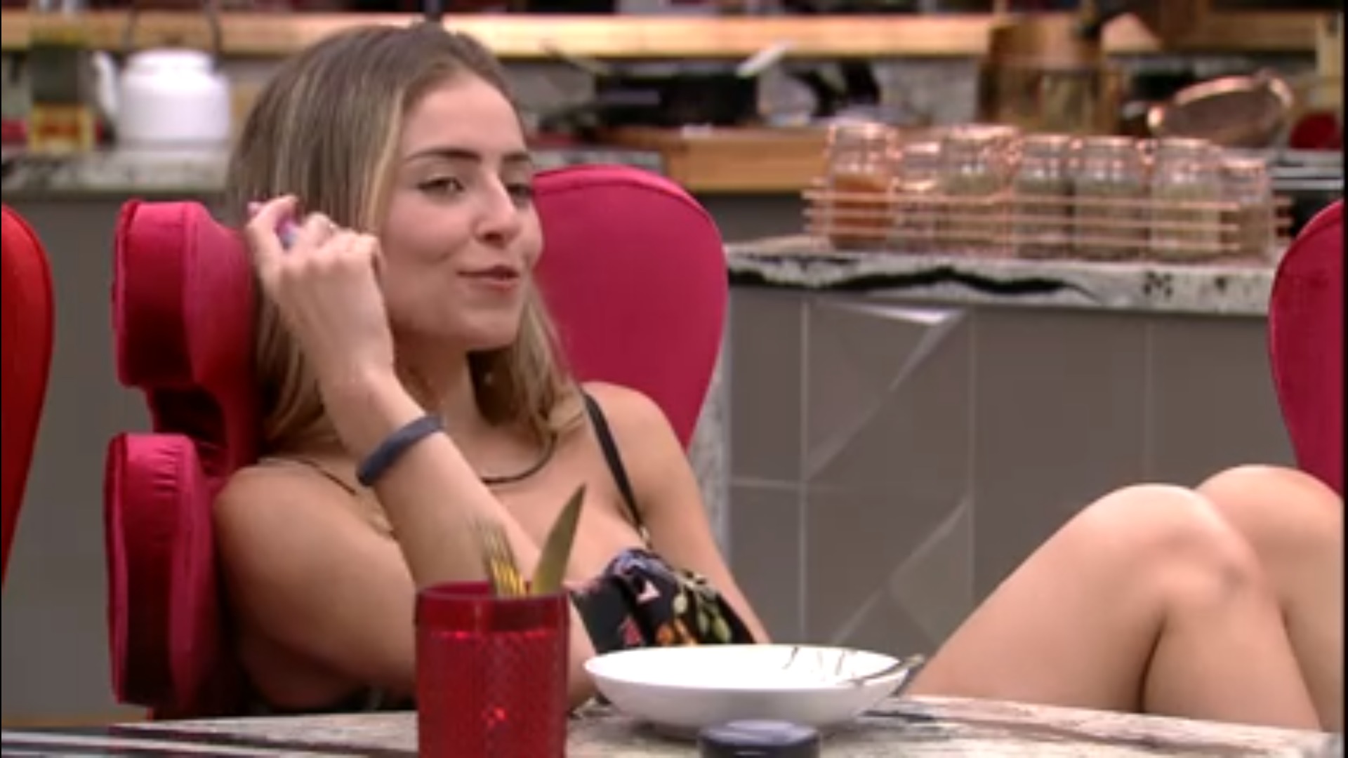 Paula BBB19