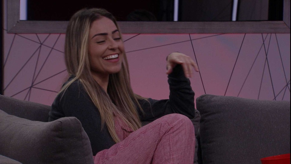 Paula BBB19