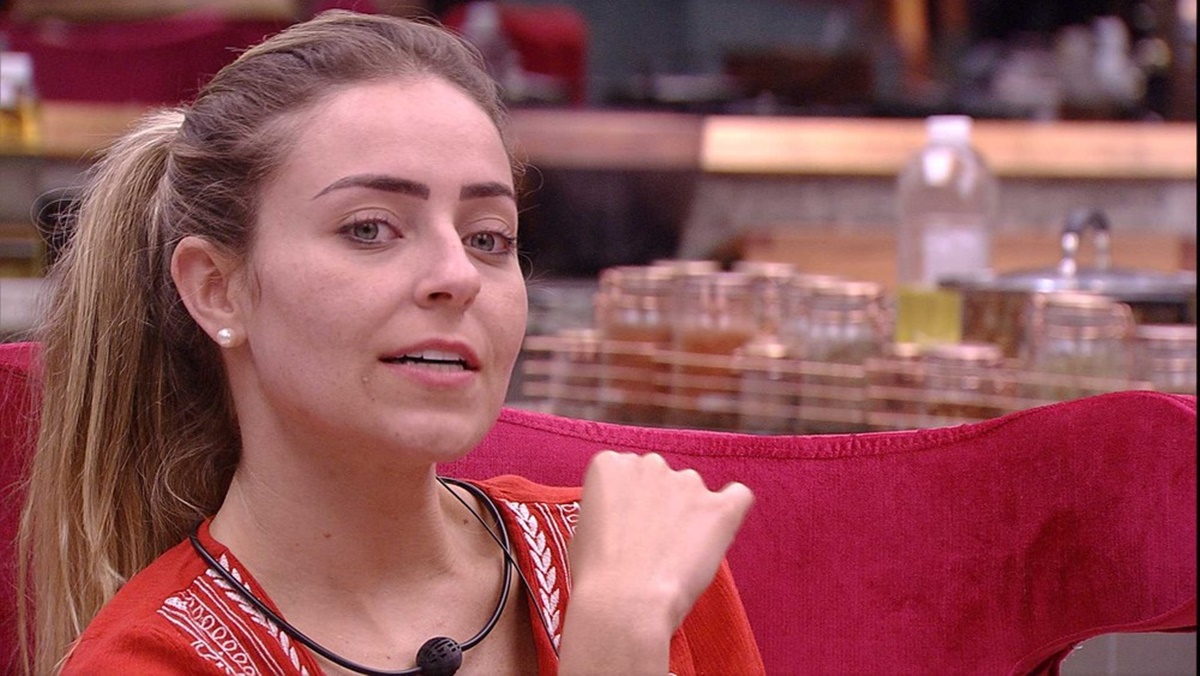 Paula BBB19