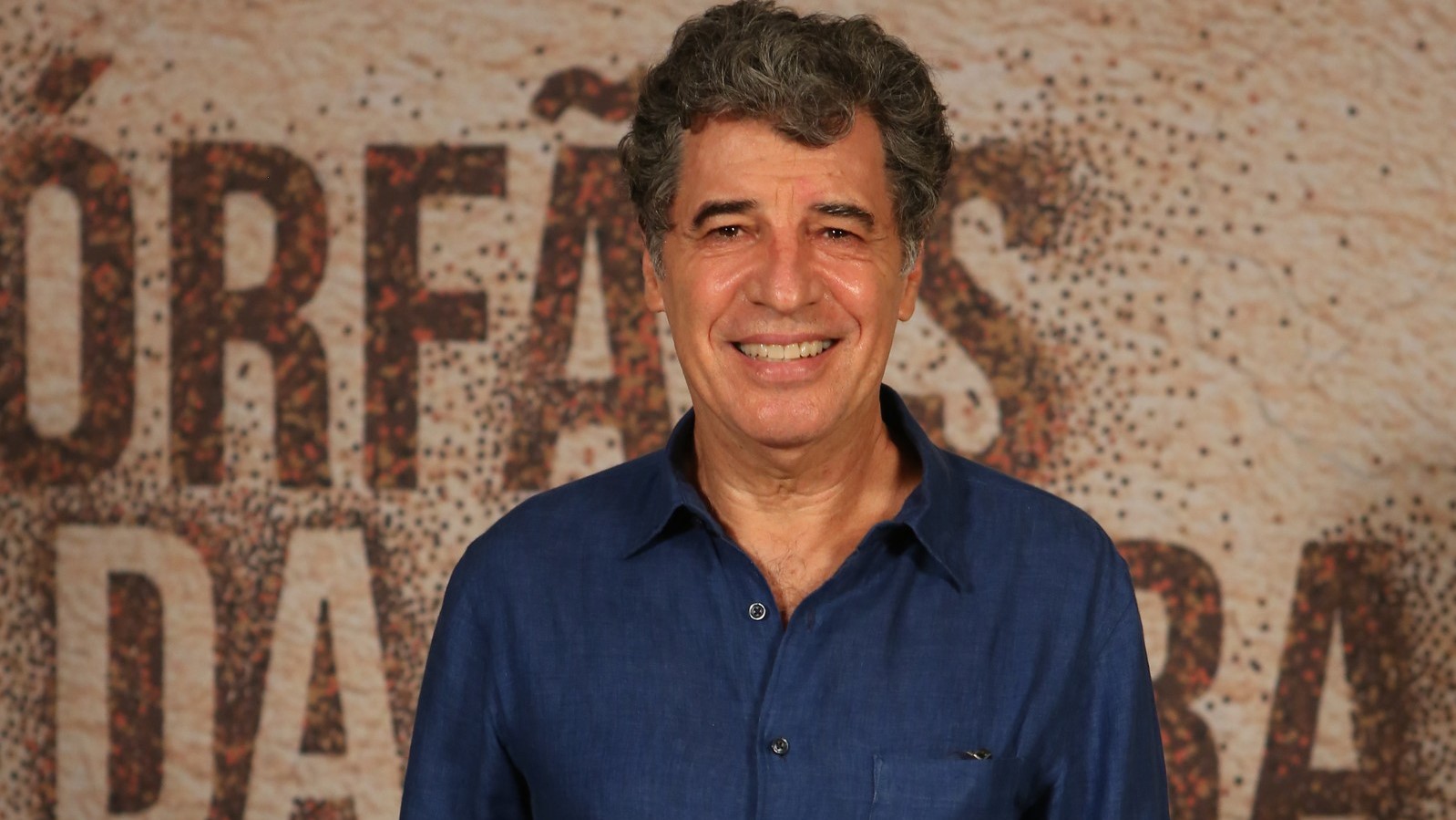 Paulo Betti na festa de lançamento de Órfãos da Terra