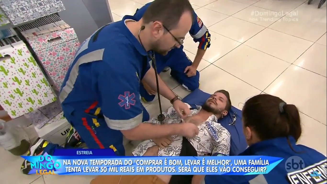 Rapaz passa mal durante prova no Domingo Legal